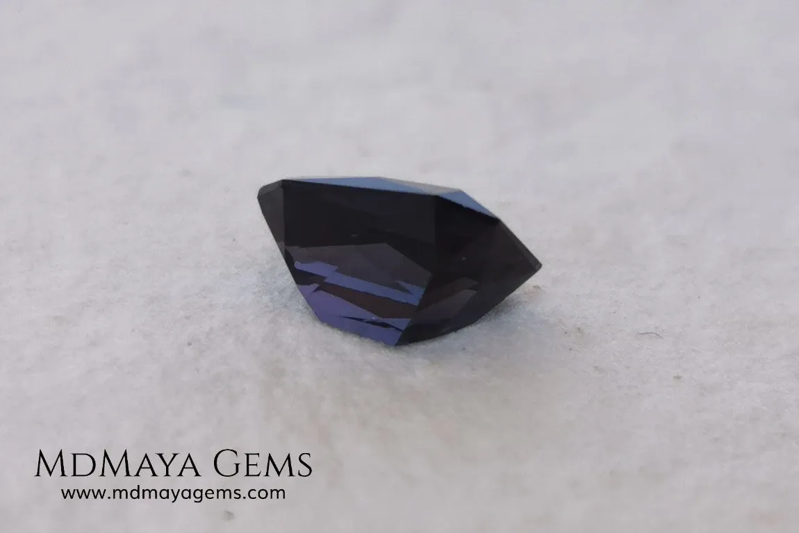 Amazing Dark Blue Spinel 1.59 ct fancy cut
