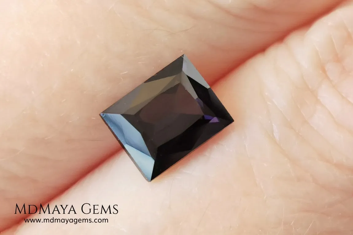Beautiful Dark Purple Spinel from Sri Lanka. 1.80 ct