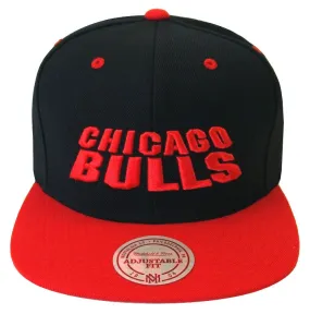 Chicago Bulls Snapback Mitchell & Ness Monolith Cap Hat Black Red