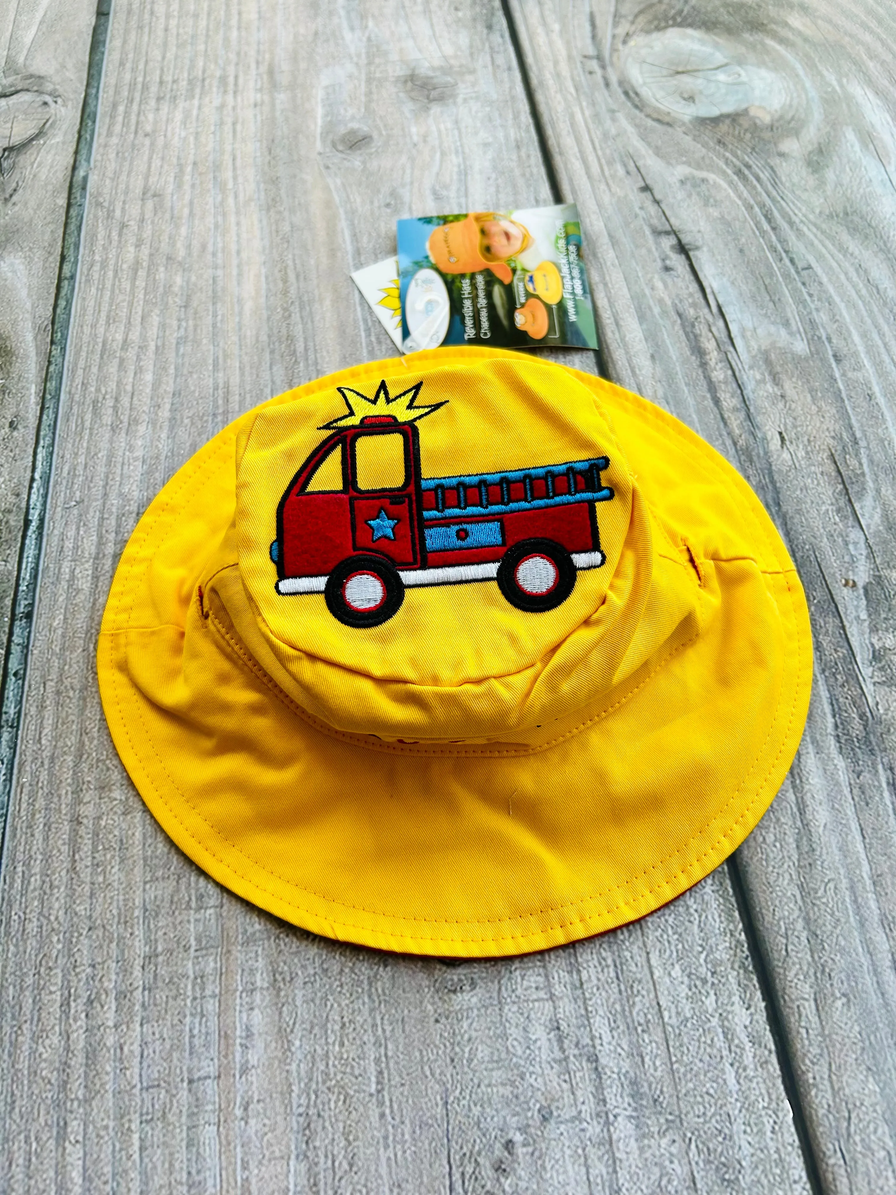 Flapjack Kids reversible bucket hat, 2-4yrs, fire truck/police car, new with tags