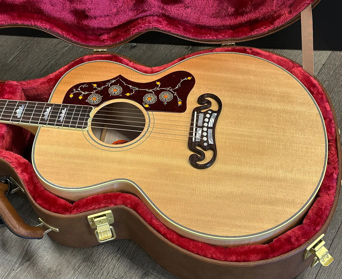 Gibson SJ-200 Standard Acoustic-Electric Guitar Antique Natural w/ Gibson Case 2022