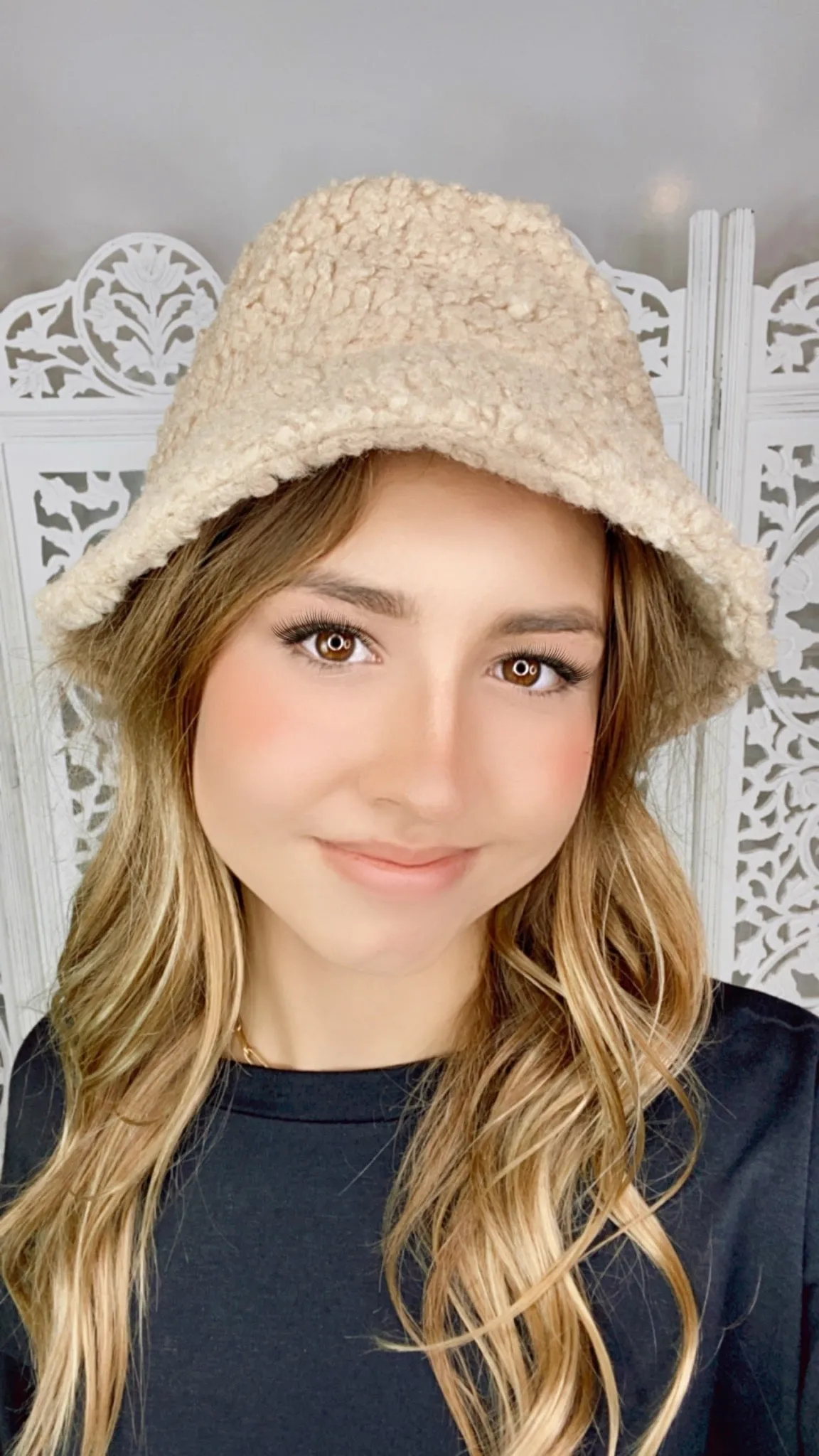 HEADS UP Sherpa Fur Solid Colored Bucket Hat