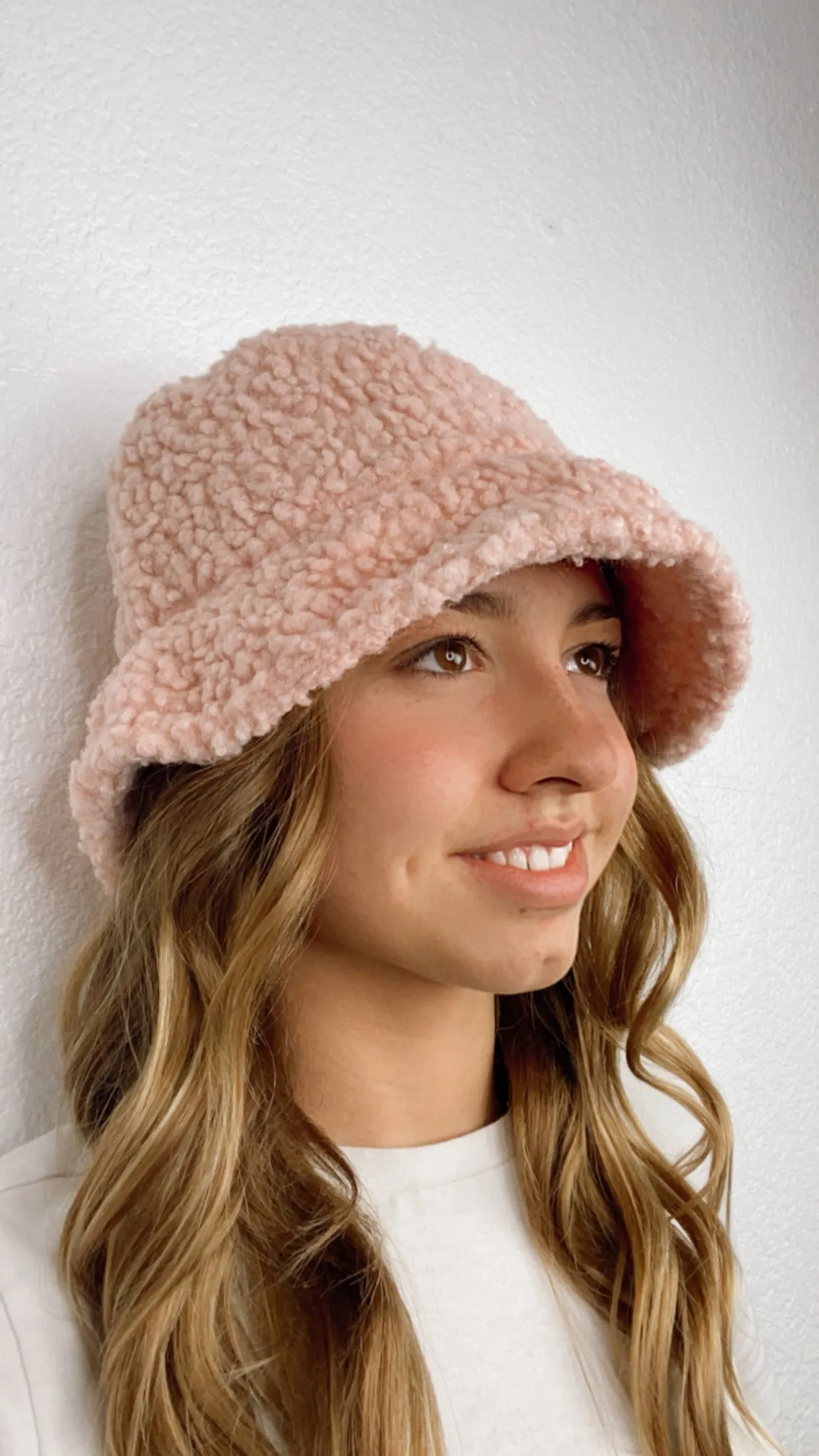 HEADS UP Sherpa Fur Solid Colored Bucket Hat