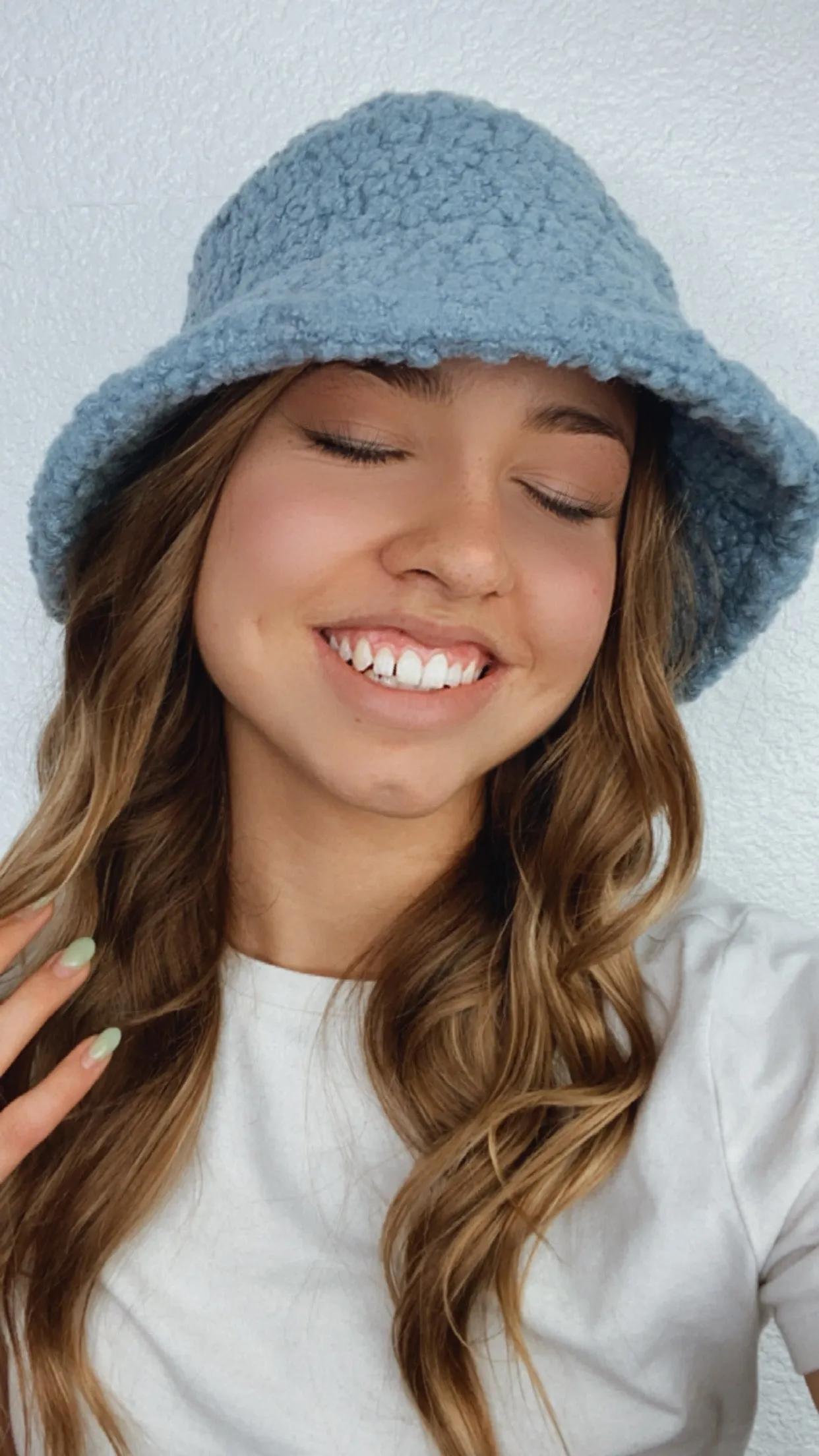 HEADS UP Sherpa Fur Solid Colored Bucket Hat