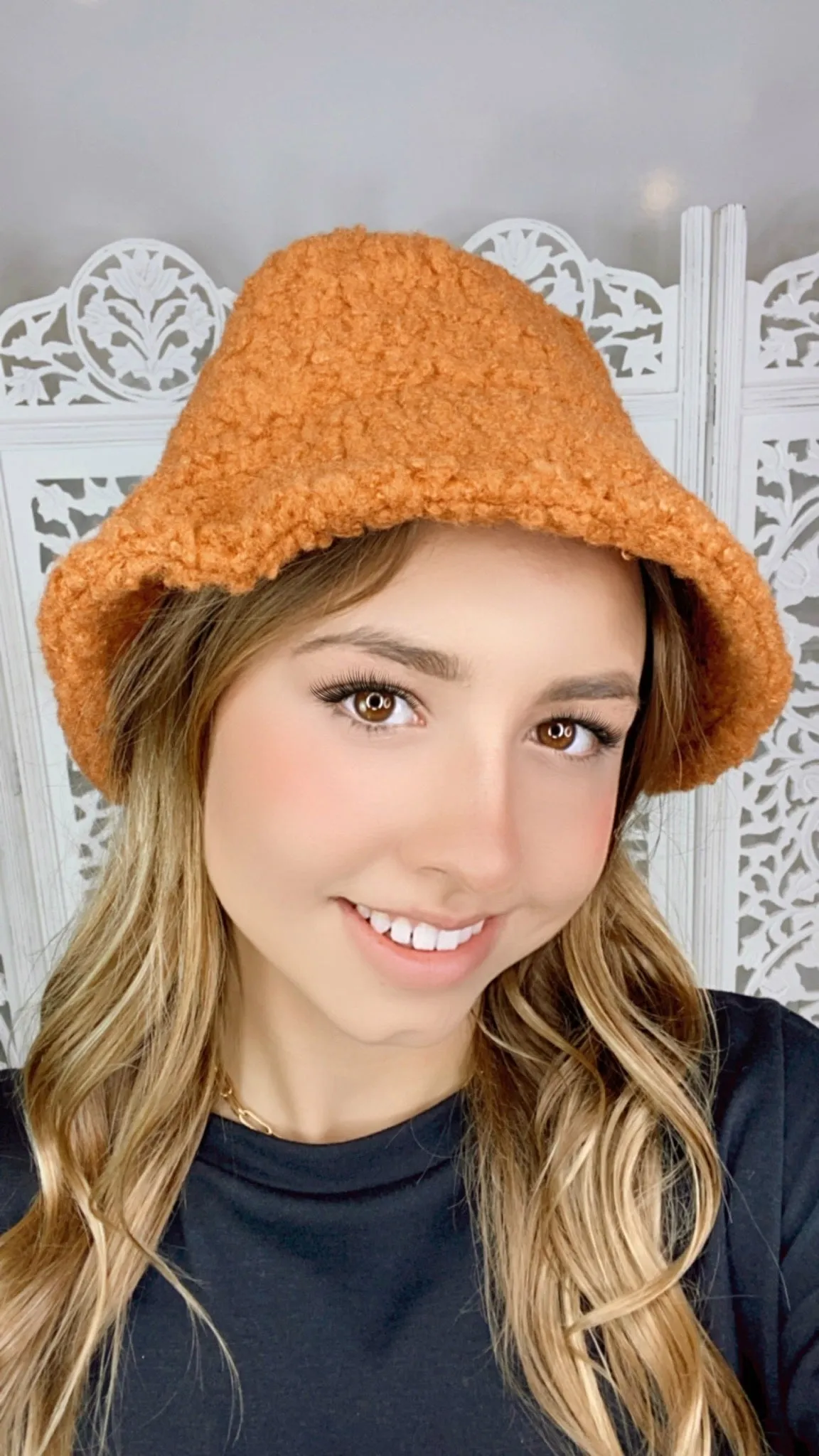HEADS UP Sherpa Fur Solid Colored Bucket Hat