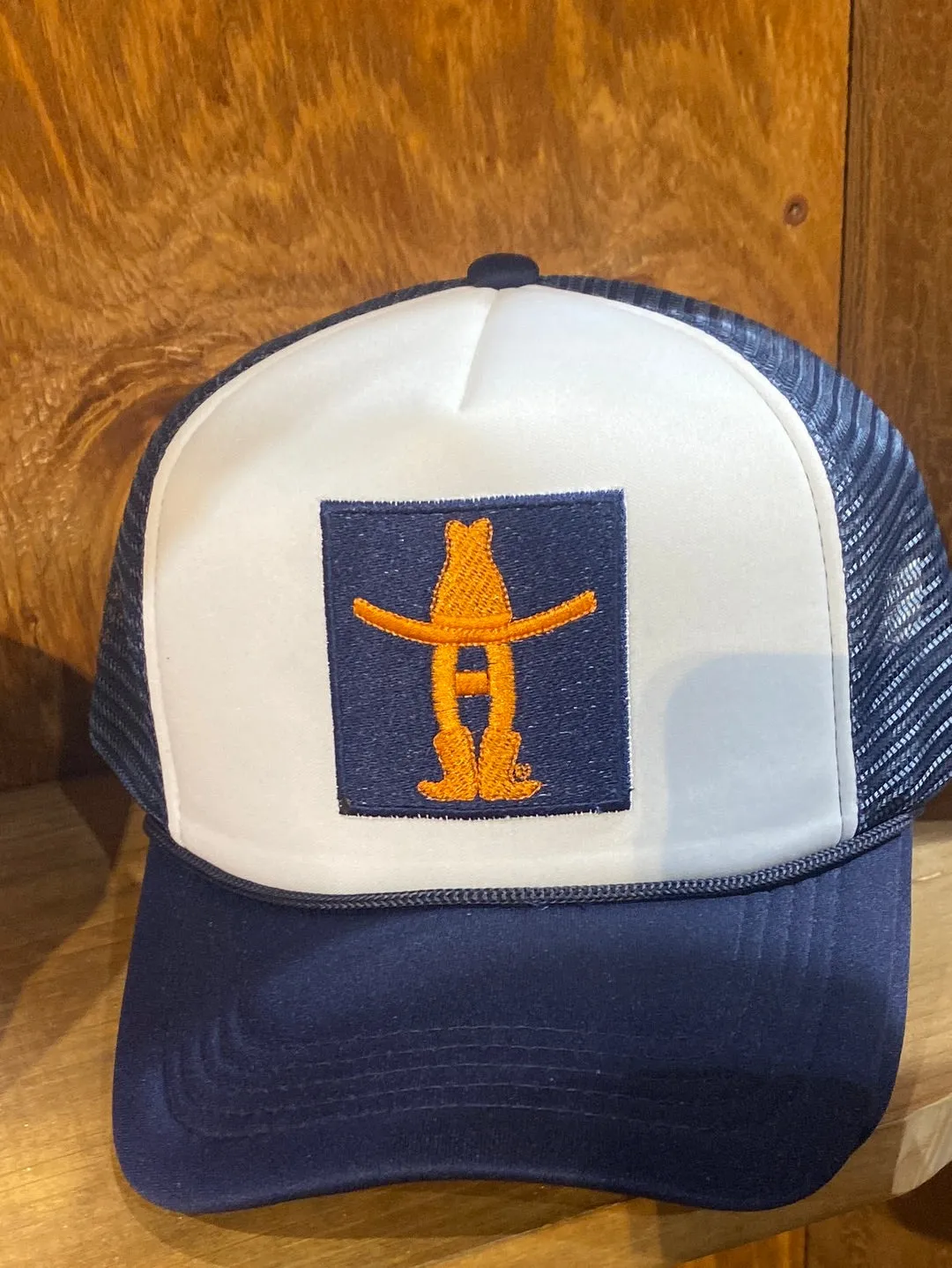 Howdy H Trucker Caps