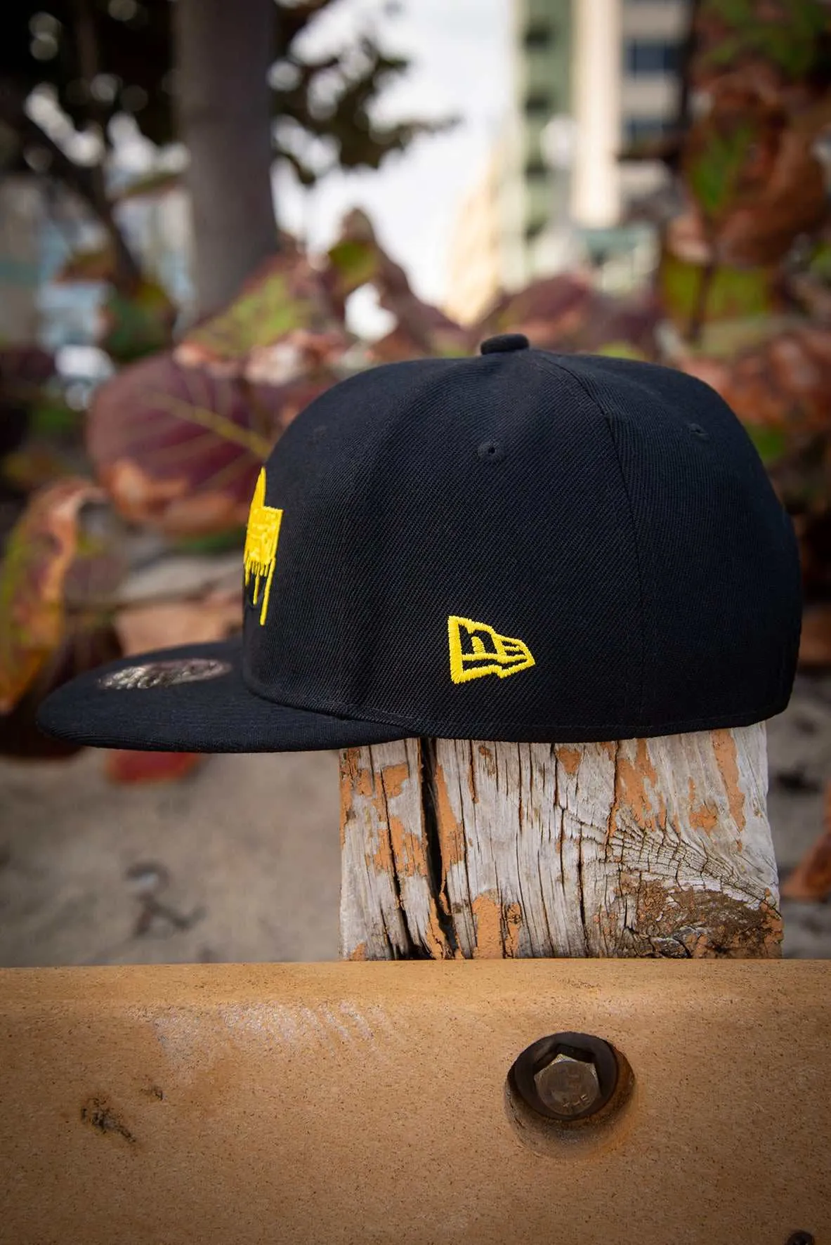 Los Angeles Lakers Gold Black Drip 9Fifty New Era Fits Snapback Hat