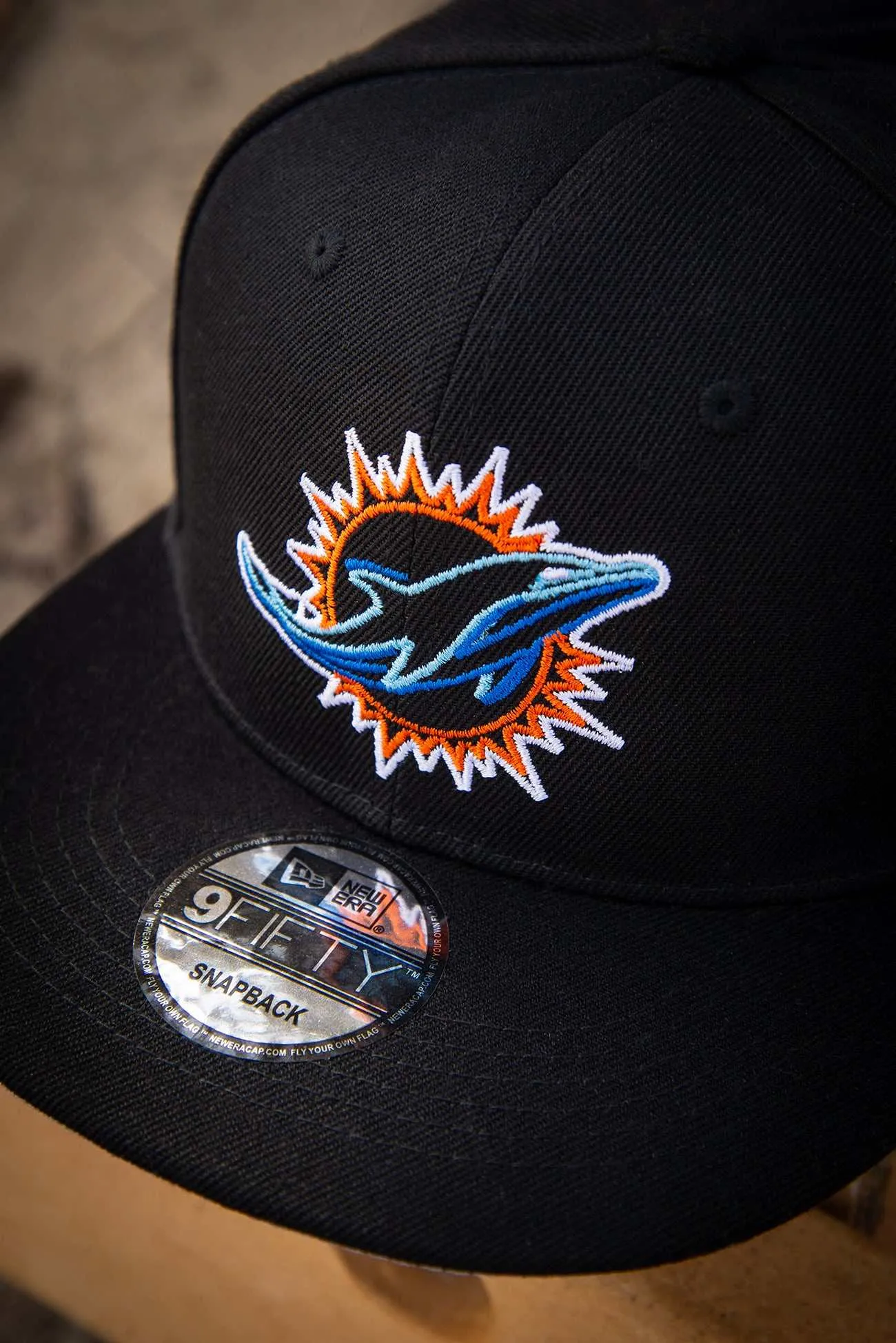 Miami Dolphins Logo Outline Black 9Fifty New Era Fits Snapback Hat