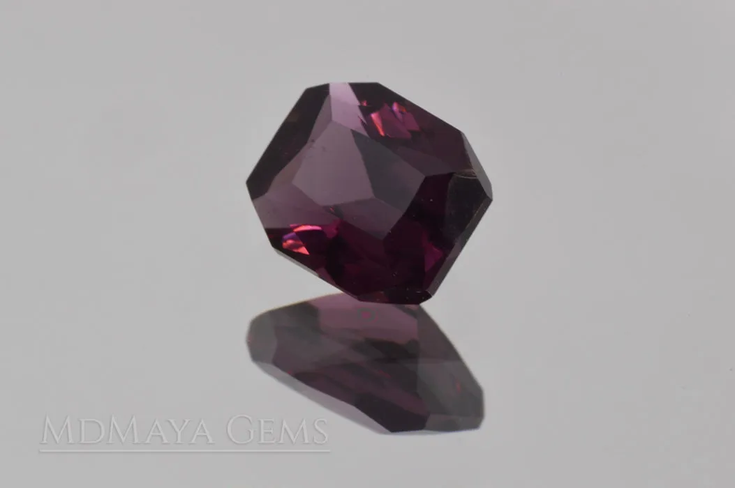 Purple Spinel Gemstone. Octangon Cut. 1.41 ct.