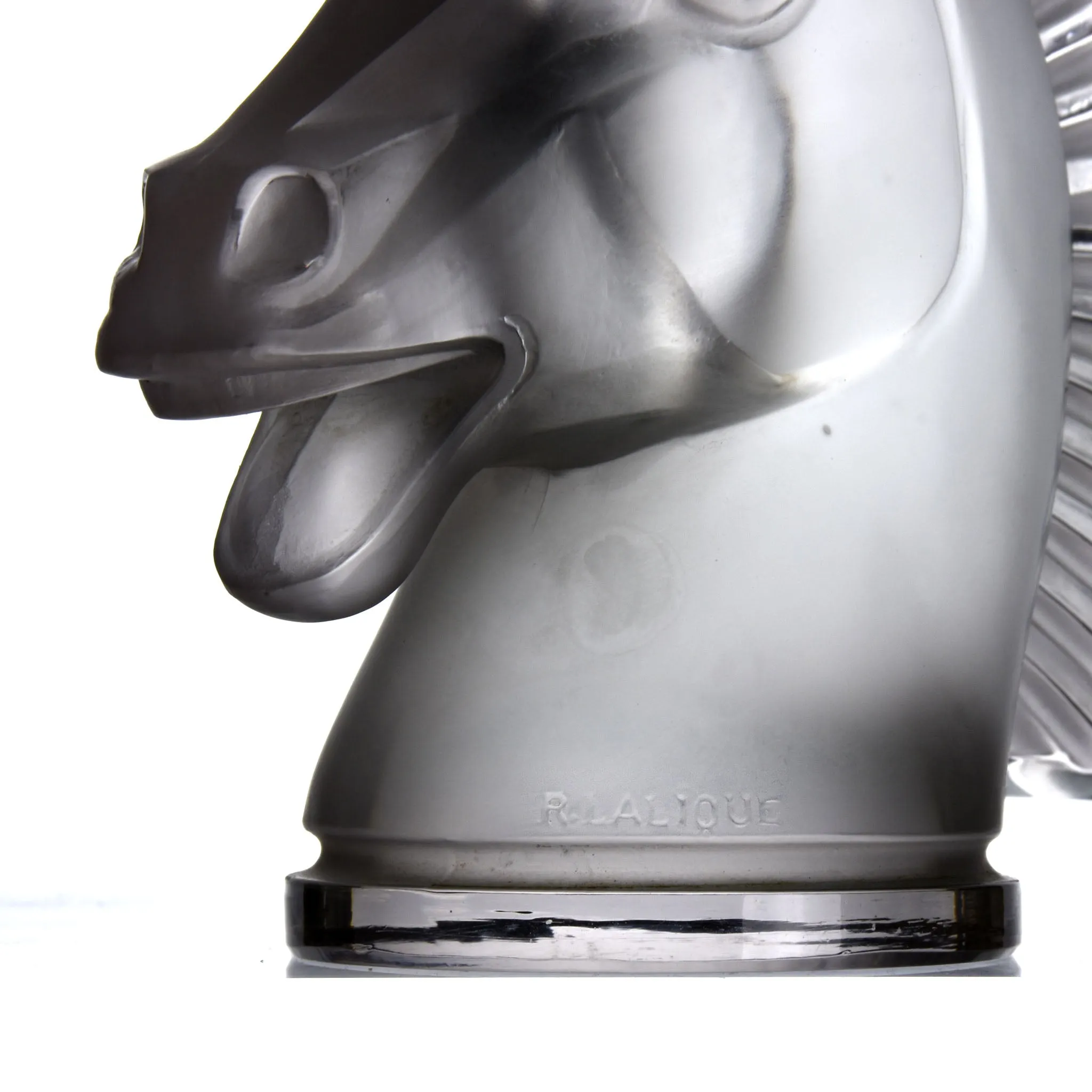 "Longchamps B" by René Lalique