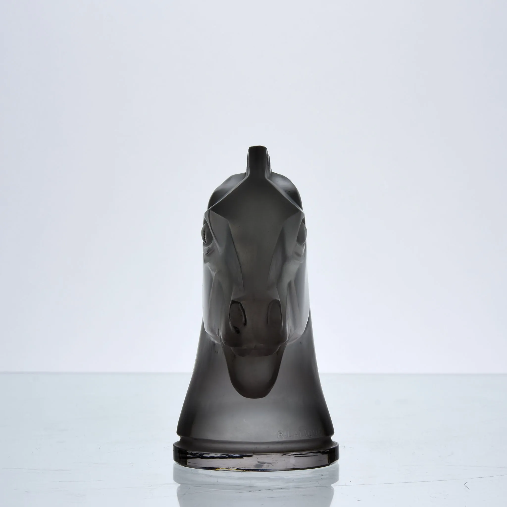 "Longchamps B" by René Lalique